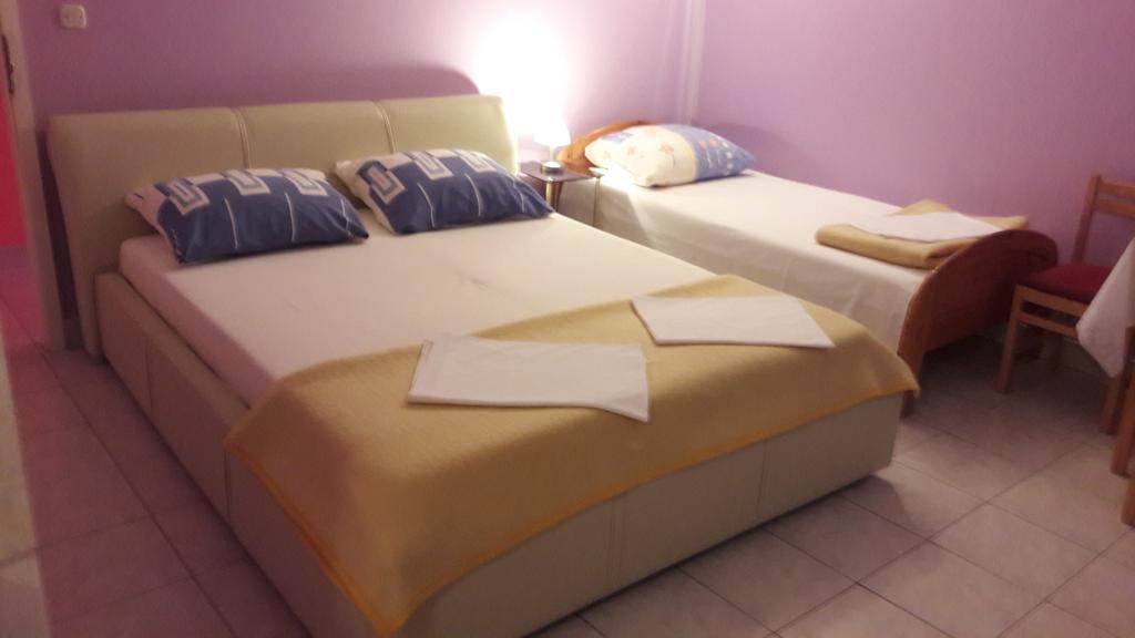 Guesthouse Ivan 斯克拉丁 外观 照片